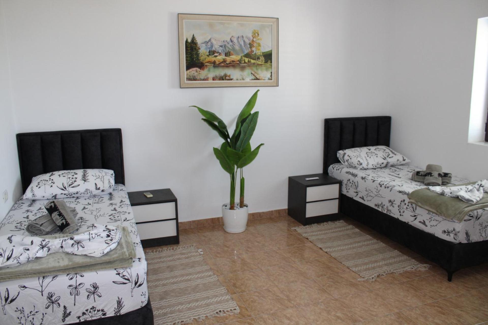 Casa de Férias Homebythelake-shiroke *